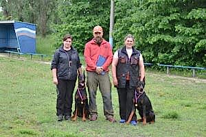 18 мая 2018 состязания по IPO г. Алматы судья А. Музалев. Доберманы Smart Wood Hills Kenya и Anlit Rilayns Arnold